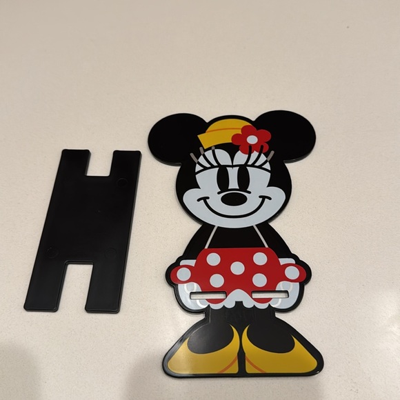 Minnie Mouse Smartphone or Cellphone Plastic Stand - Picture 2 of 10
